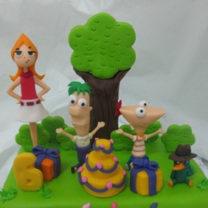 Phineas, Ferb, hermana y Perry cumpleañeros
