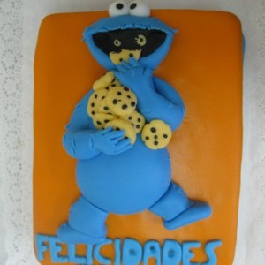 Cookie Monster acostado